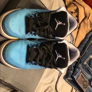 Powder blue retro 3s